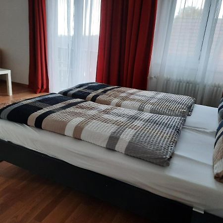 Hotel Restaurant Kniebishoehe 弗罗伊登施塔特 外观 照片