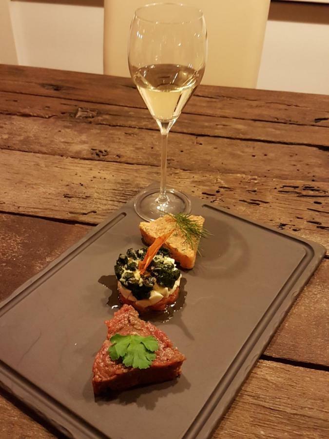 Hotel Restaurant Kniebishoehe 弗罗伊登施塔特 外观 照片